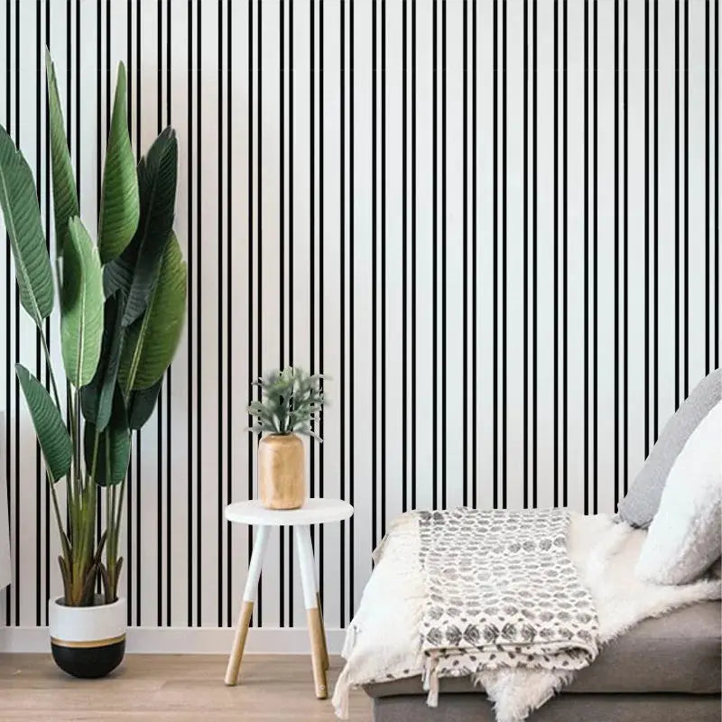 Black and White Stripes Wallpaper Vladila