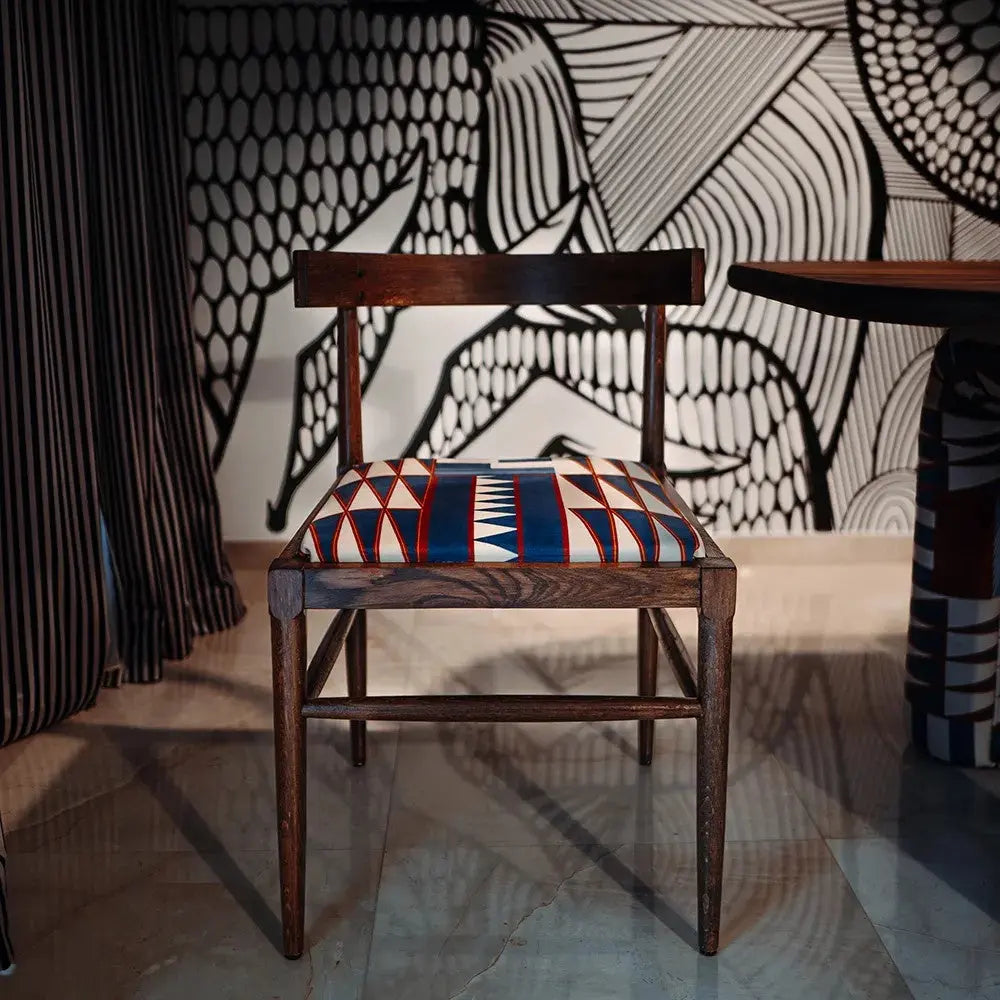 Peri Curation Chair Vladila