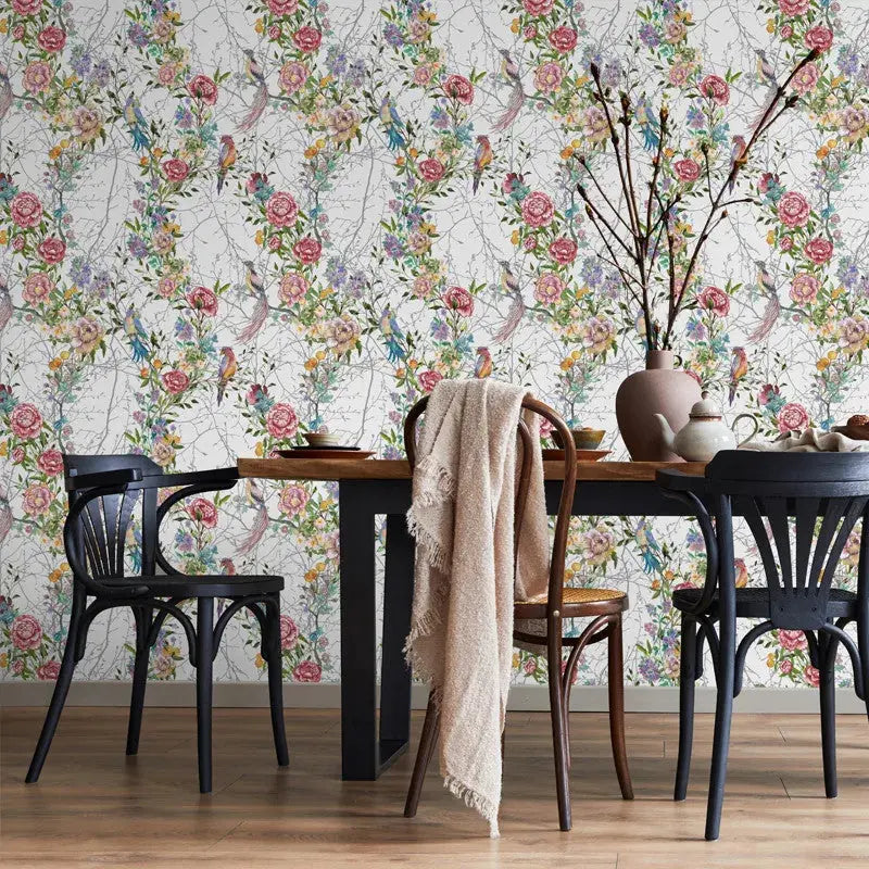 Joie de vivre in White Wallpaper Vladila